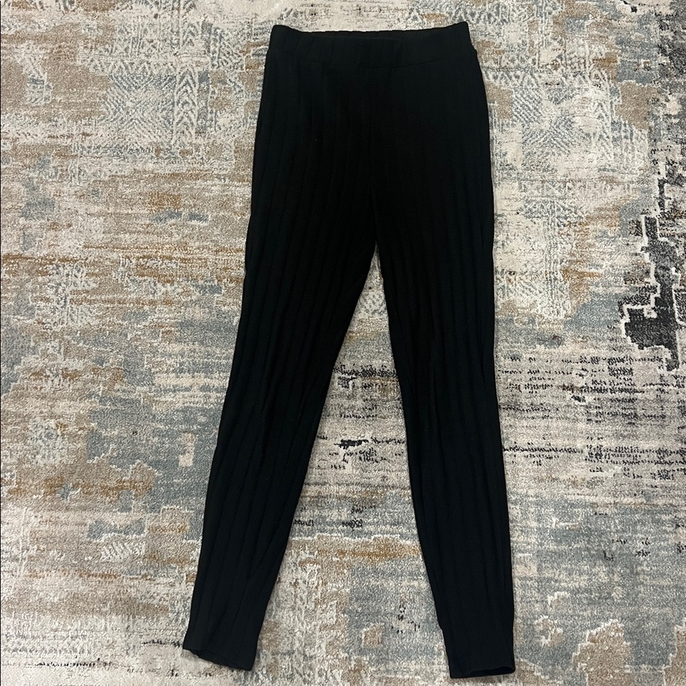 ‼️ Black Three-Piece Set ‼️ - Picture 3 of 4